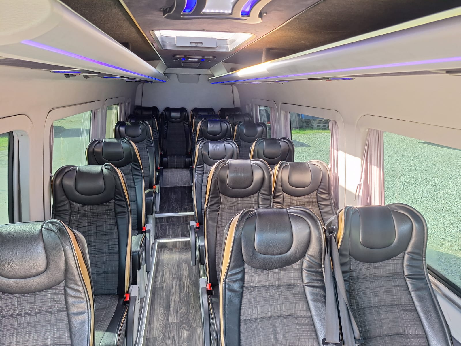 Minibus Mercedes Sprinter 20+1